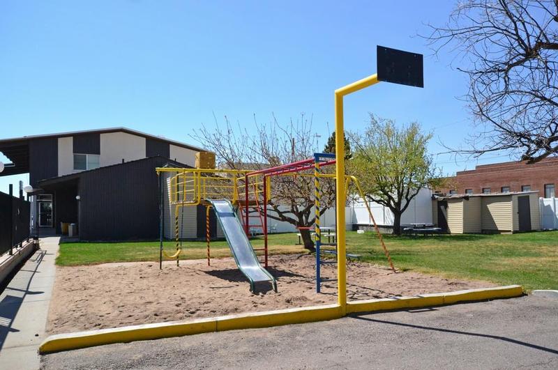 فندق Dinosaur Inn & Suites