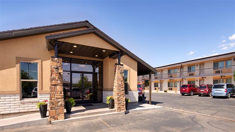 فندق Dinosaur Inn & Suites