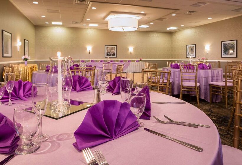 Doubletree By Hilton Hotel Laurel