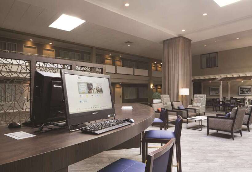 Doubletree By Hilton Hotel Laurel