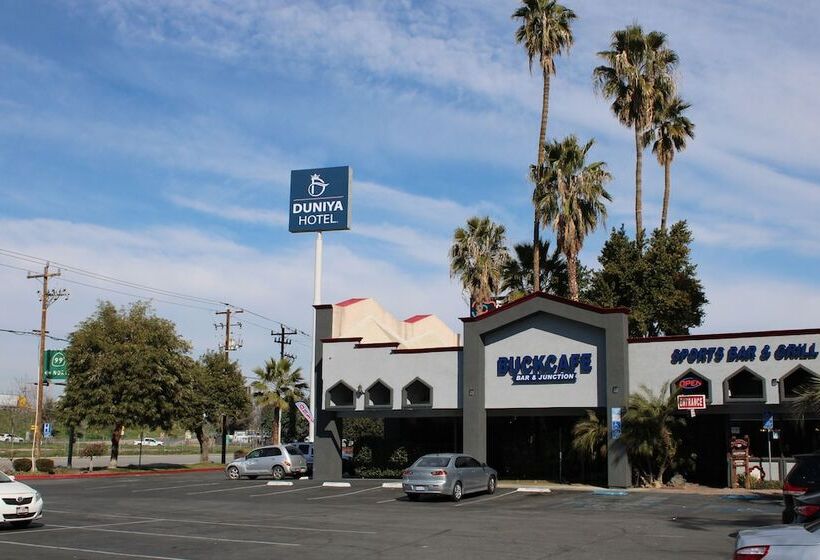 Clarion Hotel Bakersfield North