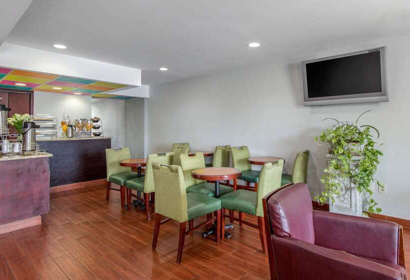 ホテル Econo Lodge