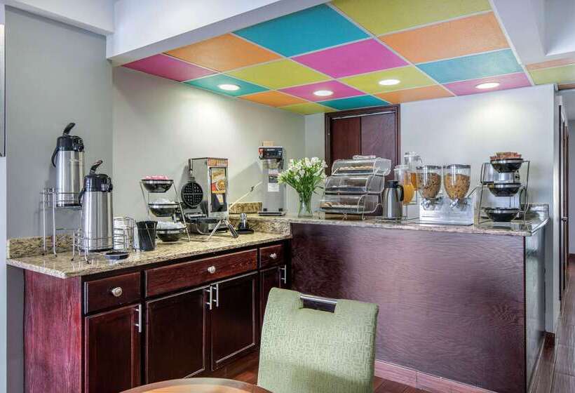 ホテル Econo Lodge