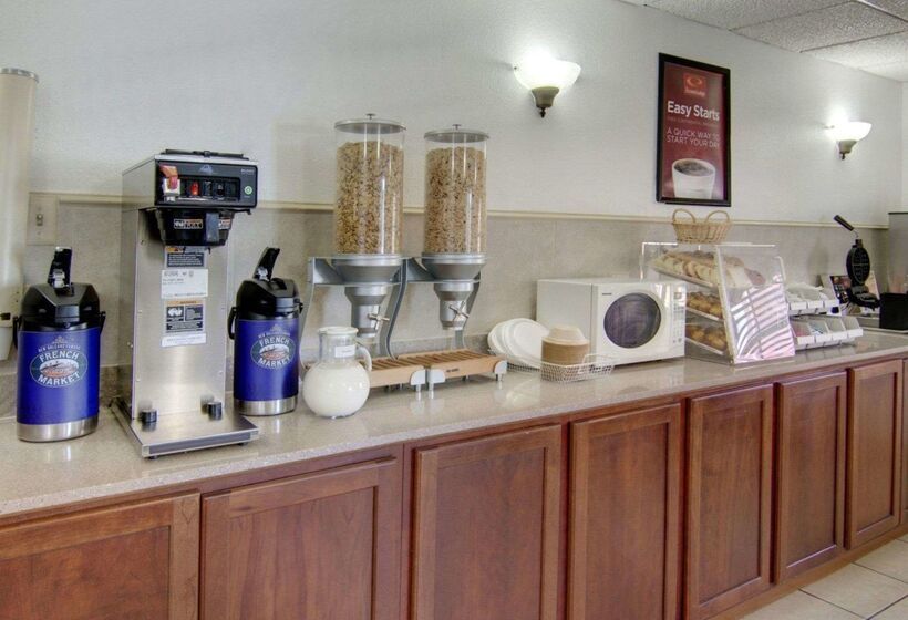 هتل Rodeway Inn Conference Center El Dorado