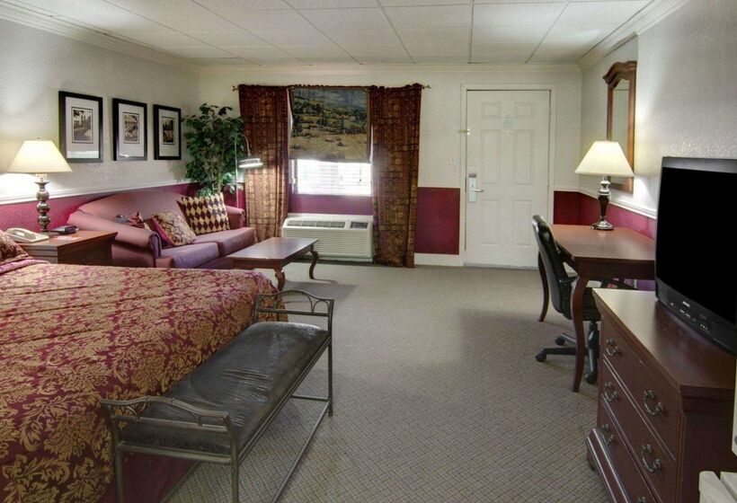 هتل Rodeway Inn Conference Center El Dorado