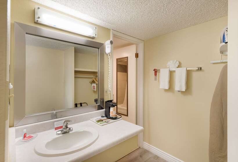 בית מלון כפרי Econo Lodge Flagstaff Route 66