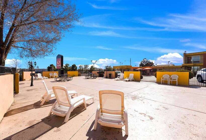 בית מלון כפרי Econo Lodge Flagstaff Route 66