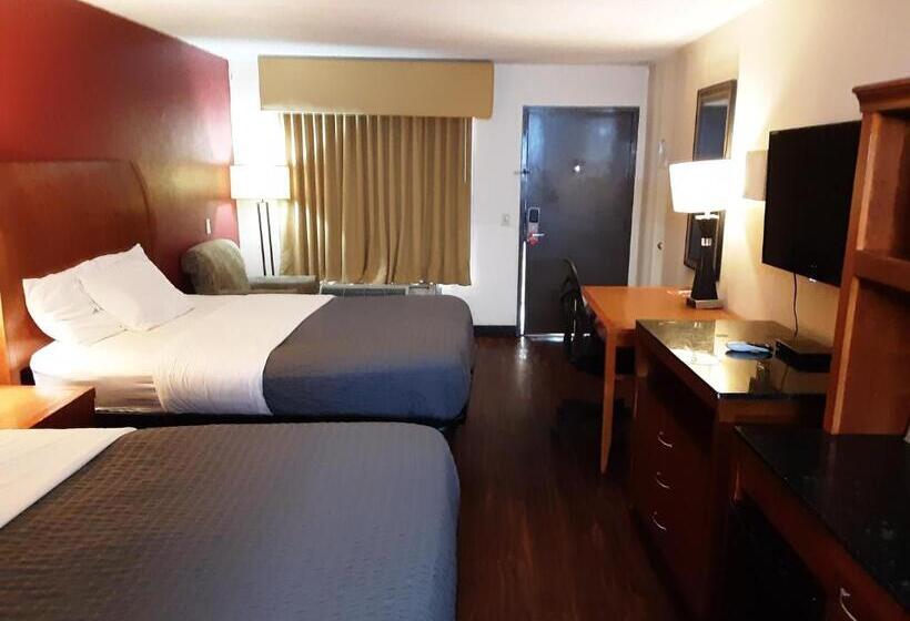 호텔 Econo Lodge Inn & Suites