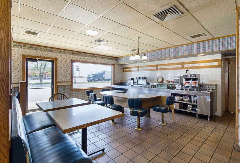 فندق Jackson Inn