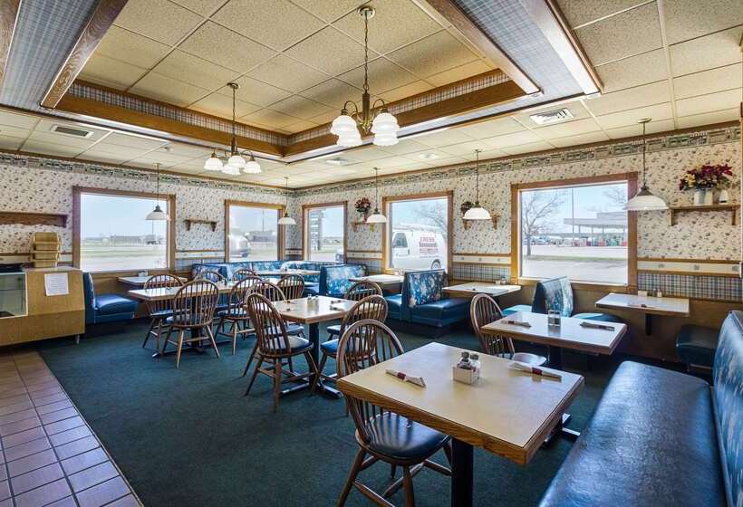 فندق Jackson Inn