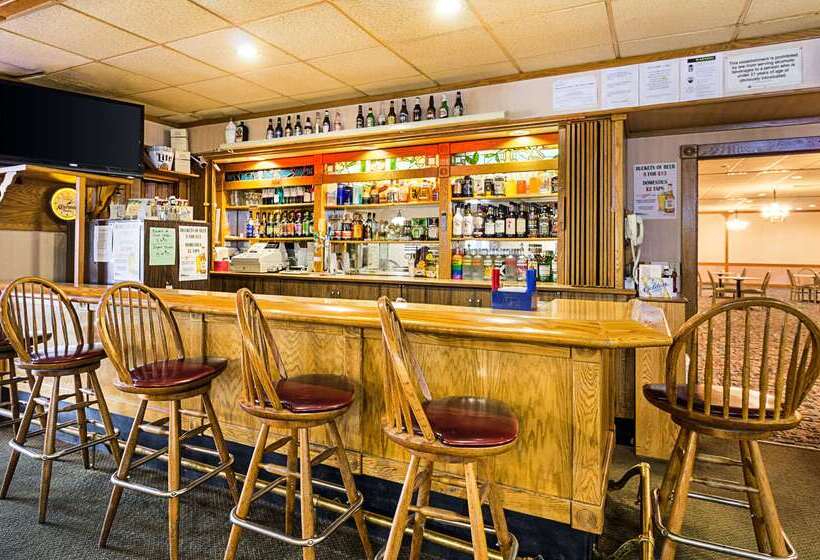 فندق Jackson Inn