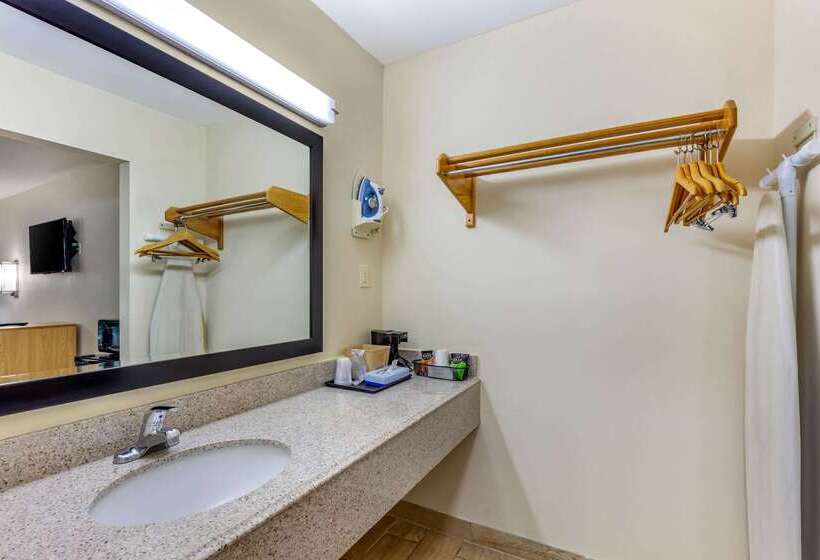 فندق Econo Lodge