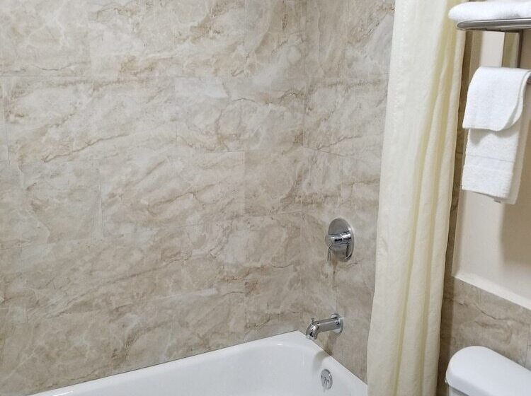 فندق Econo Lodge