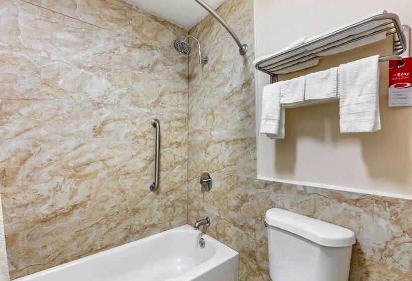 فندق Econo Lodge