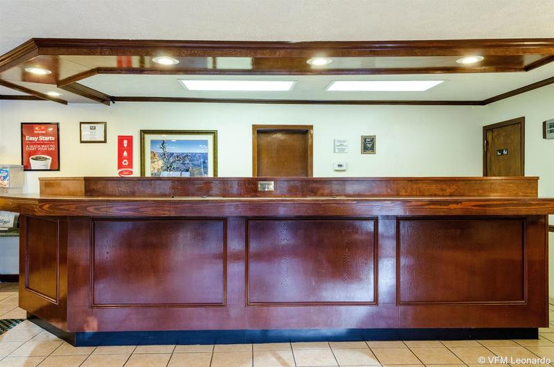 فندق Econo Lodge