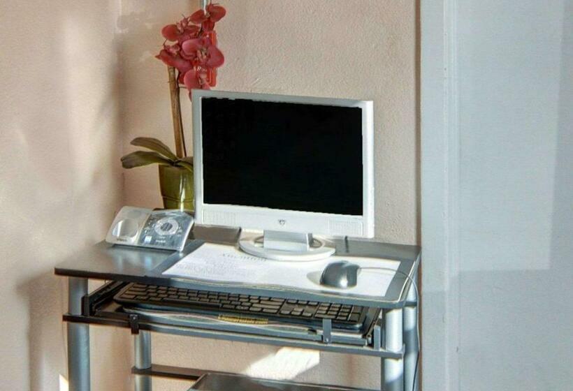 酒店 Econo Lodge Marshall