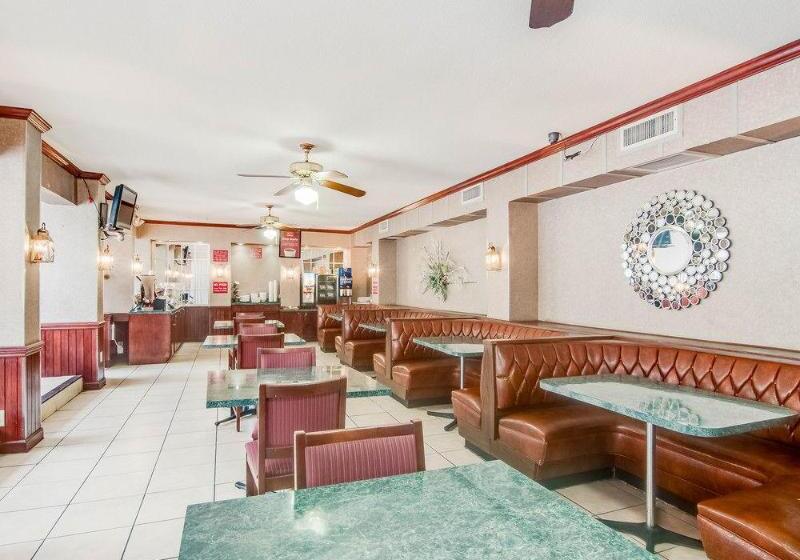 فندق Econo Lodge