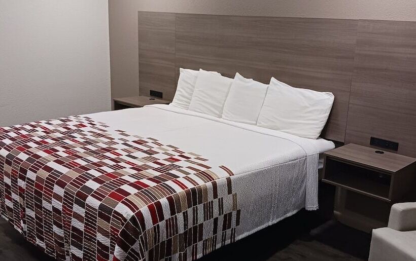 فندق Red Roof Inn Nacogdoches