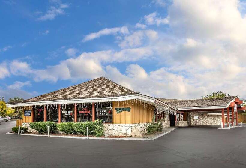 هتل Econo Lodge Near Reno Sparks Convention Center