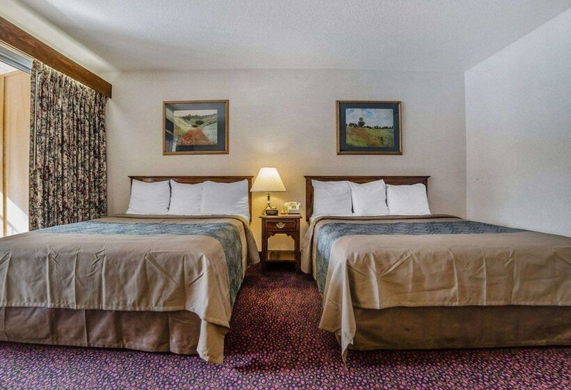 هتل Econo Lodge Near Reno Sparks Convention Center