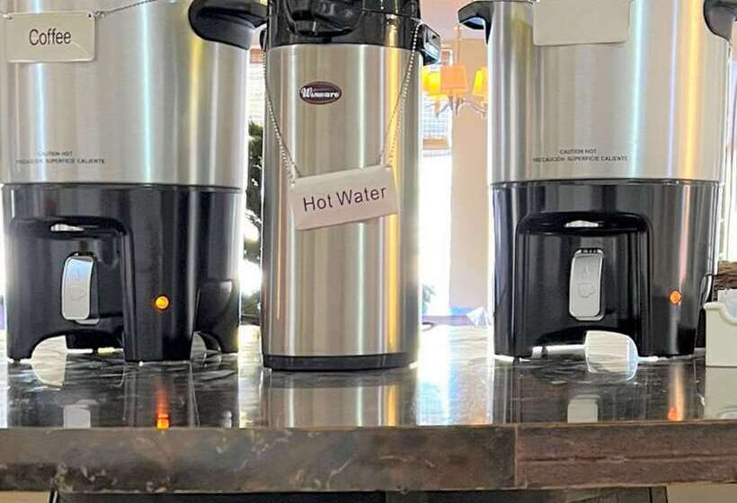 فندق Econo Lodge