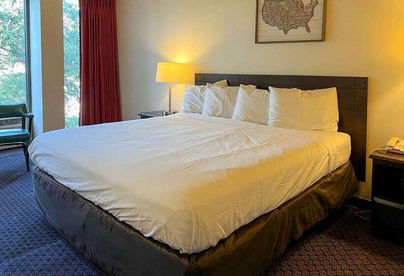 فندق Econo Lodge