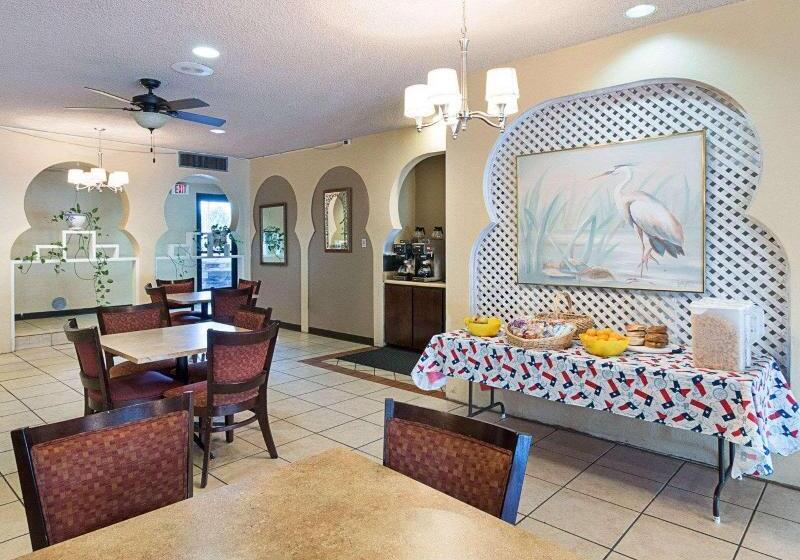 فندق Econo Lodge