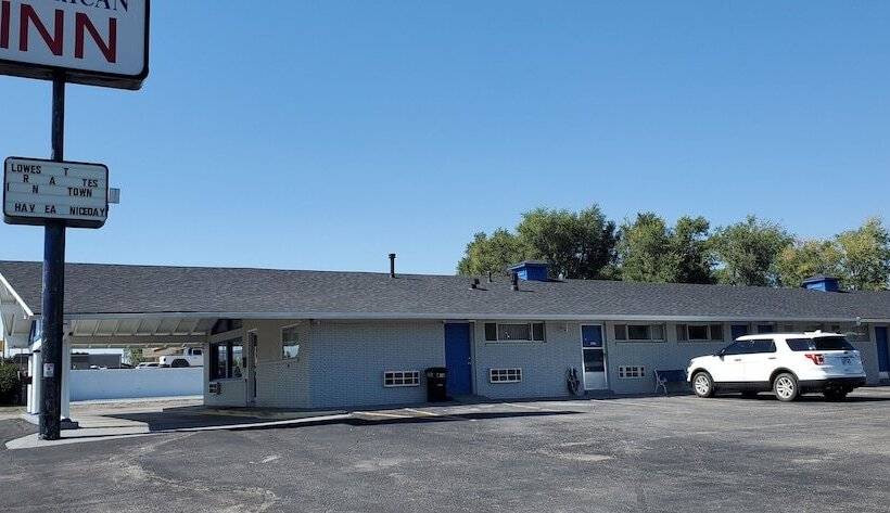 فندق Economy Inn