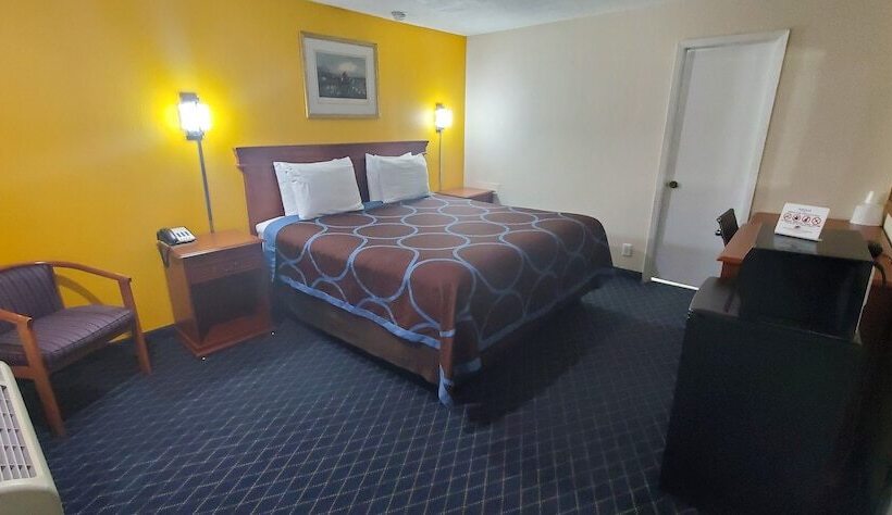 فندق Economy Inn