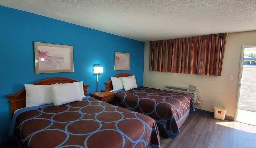 فندق Economy Inn