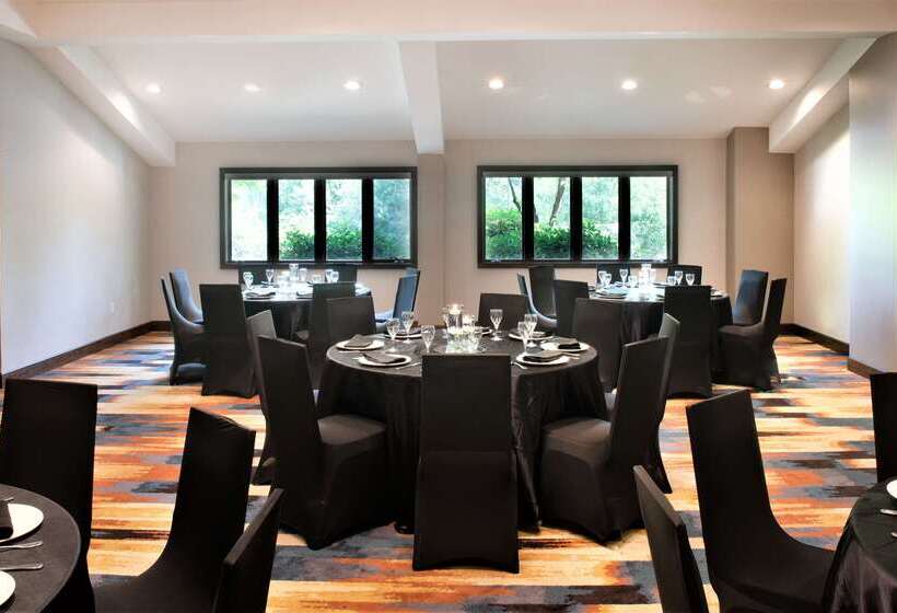 호텔 Embassy Suites By Hilton Seattle North Lynnwood