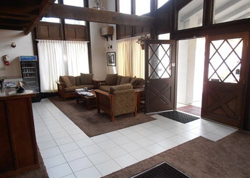 בית מלון כפרי Trailborn Rocky Mountains Outpost