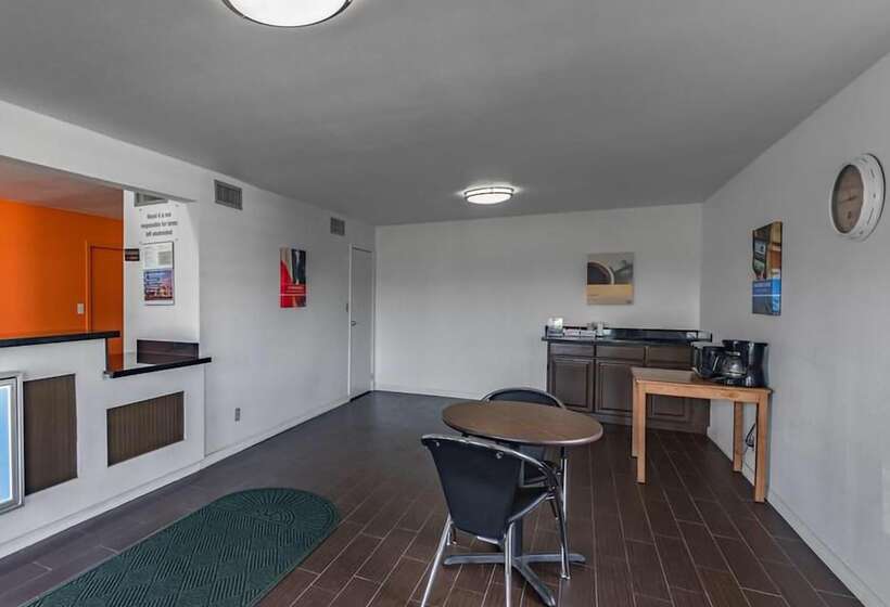 酒店 Giddings Executive Inn