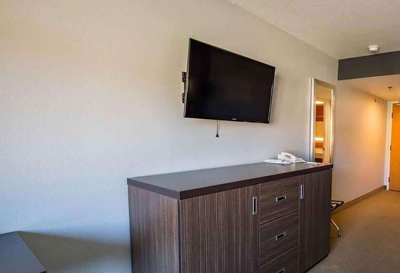 هتل Extended Stay America Premier Suites   Portland   North