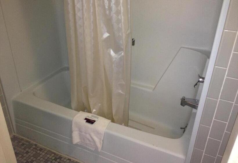 فندق Family Budget Inn Harrison