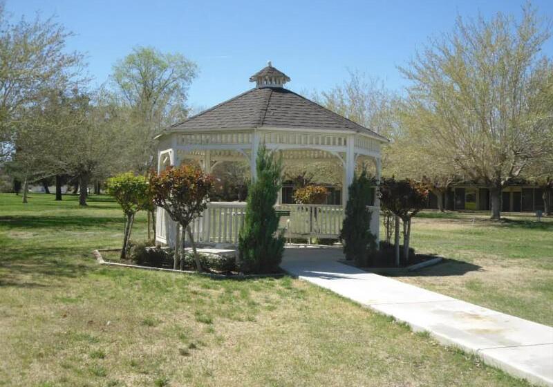 Gt Hotels Inn & Suites Extended Stay