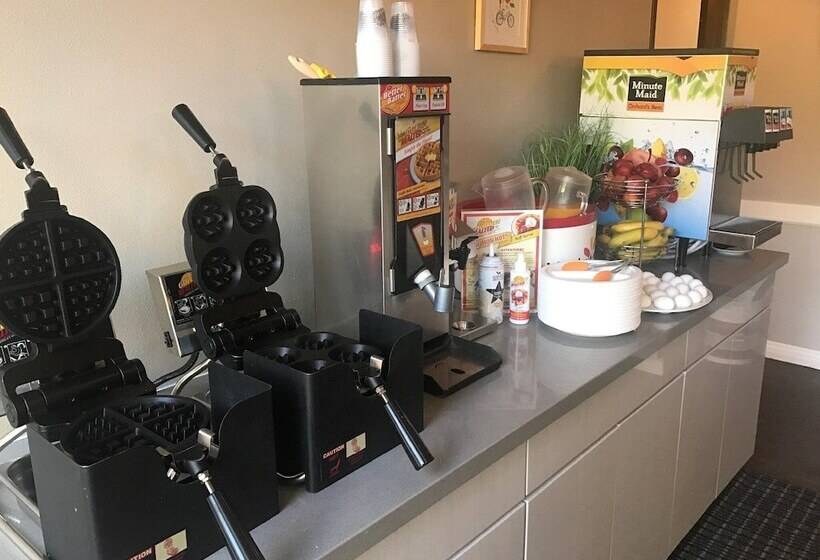 فندق Greentree Inn & Suites Los Angeles   Alhambra   Pasadena