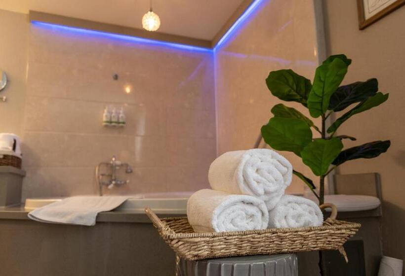 فندق Greentree Inn & Suites Los Angeles   Alhambra   Pasadena