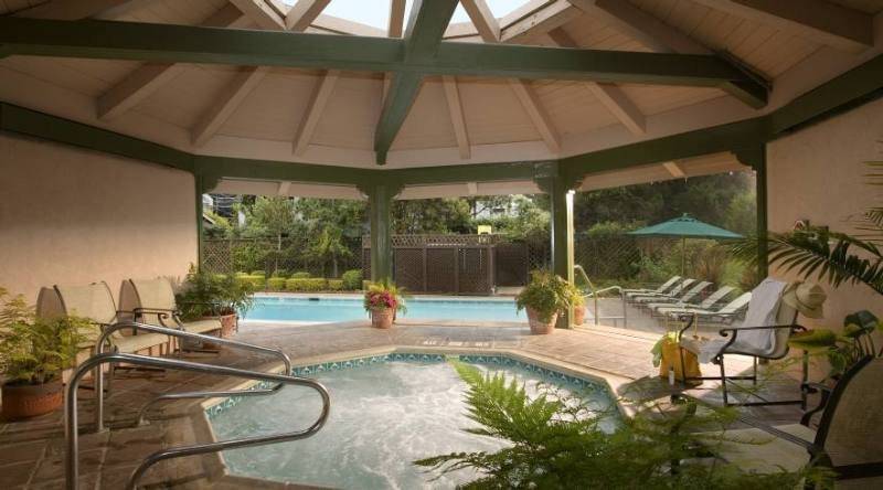 호텔 Half Moon Bay Lodge