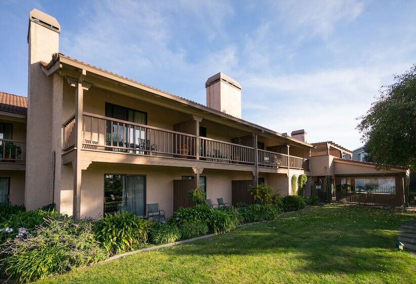 호텔 Half Moon Bay Lodge