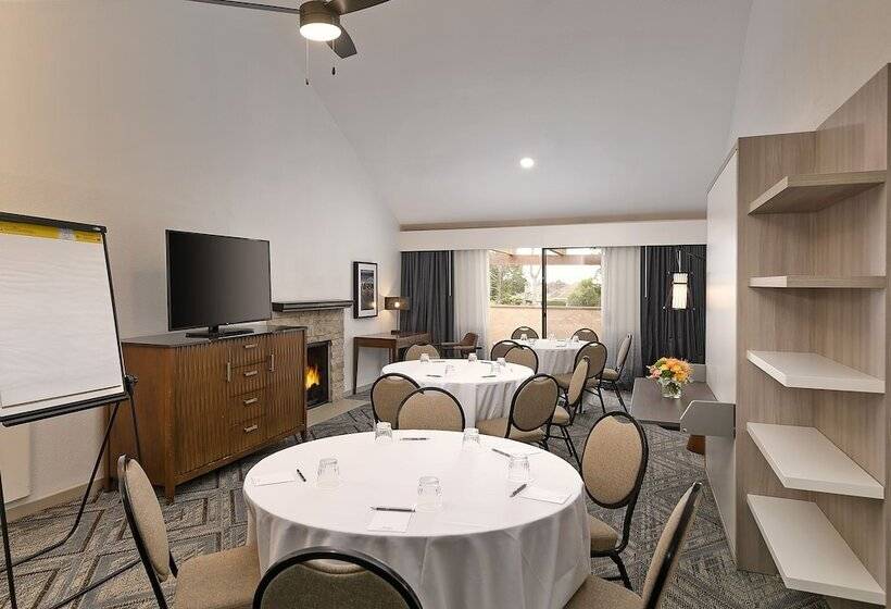 호텔 Half Moon Bay Lodge