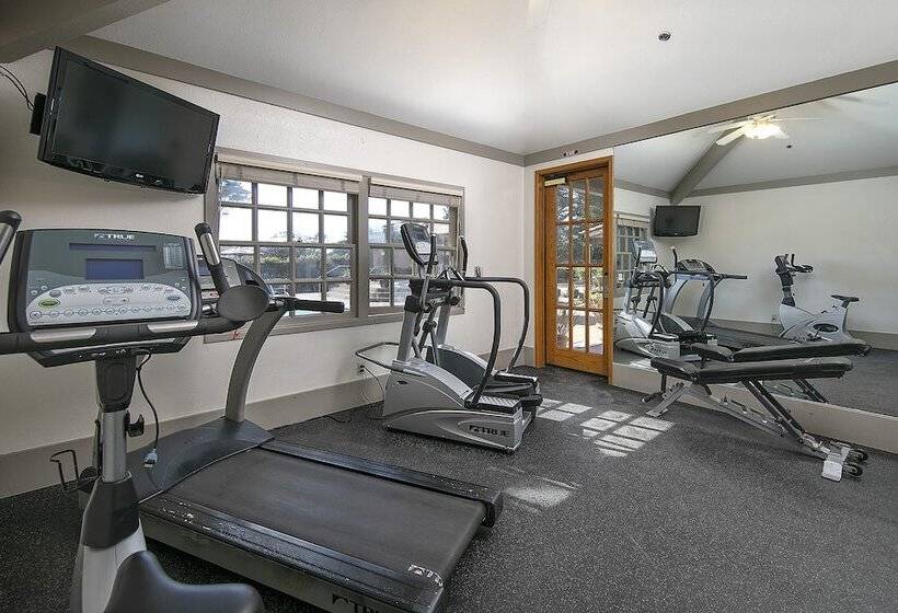 호텔 Half Moon Bay Lodge