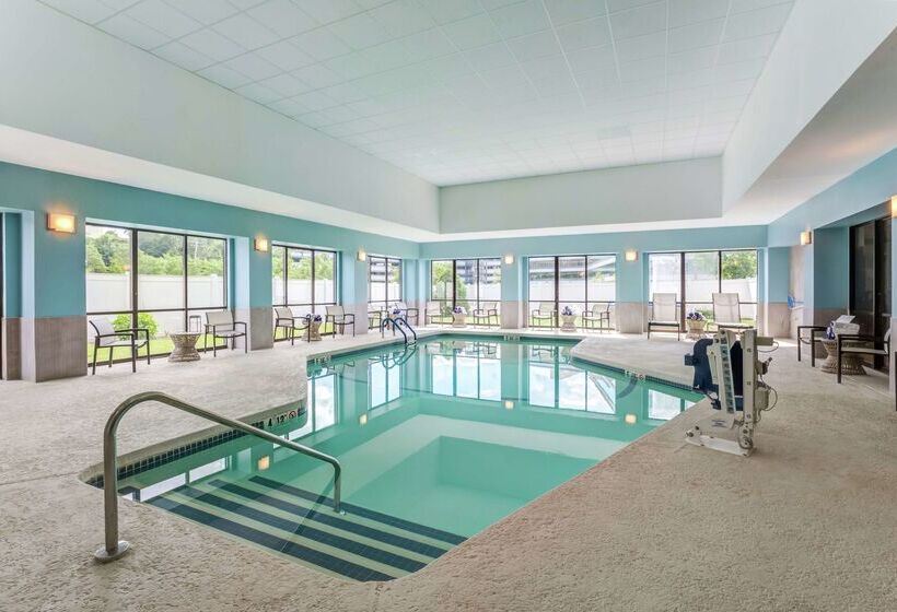 בית מלון כפרי Hilton Garden Inn Boston/waltham
