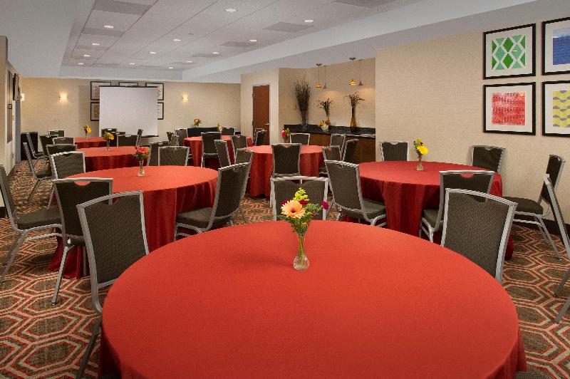 هتل Holiday Inn Express Baltimore At The Stadiums, An Ihg