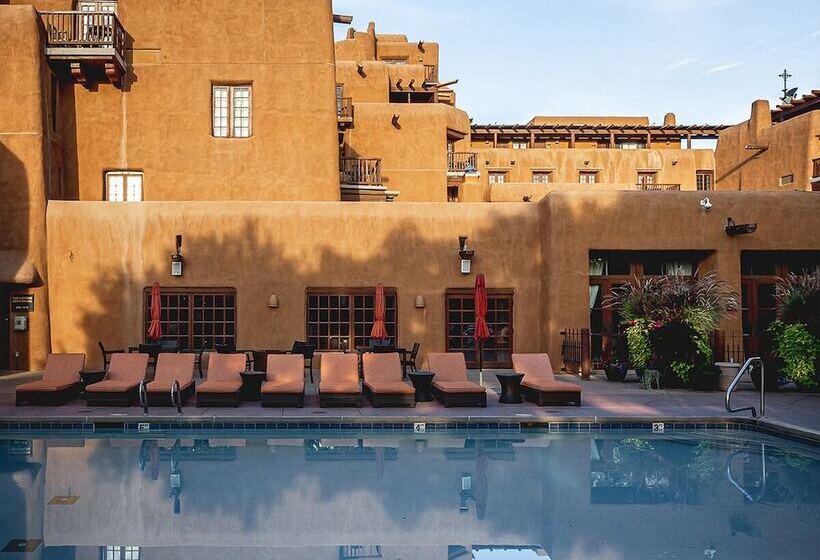 Отель Inn & Spa At Loretto