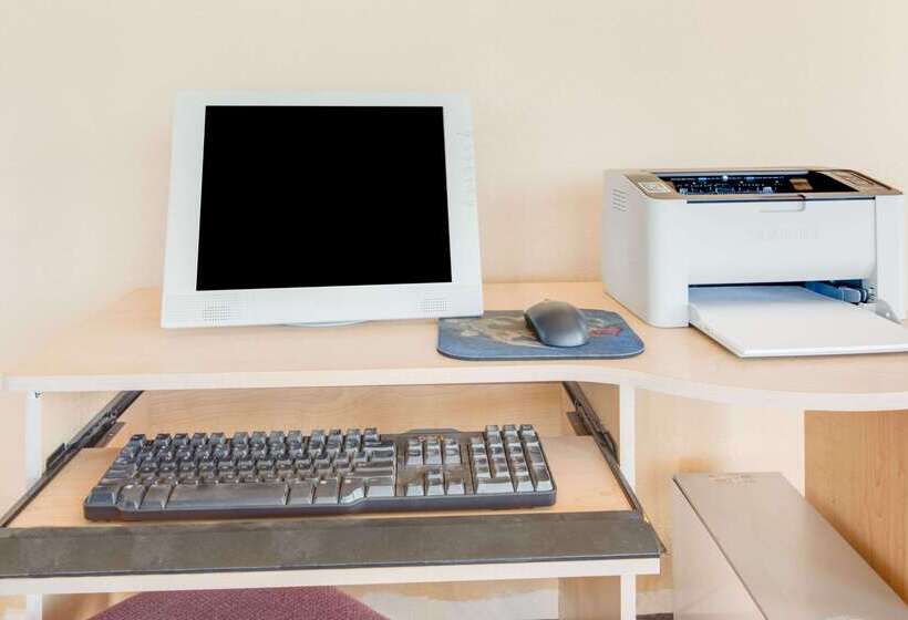 فندق Knights Inn Van Horn