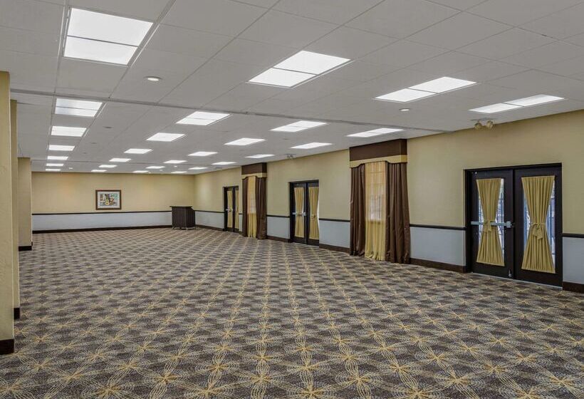 هتل La Quinta By Wyndham Tucson   Reid Park