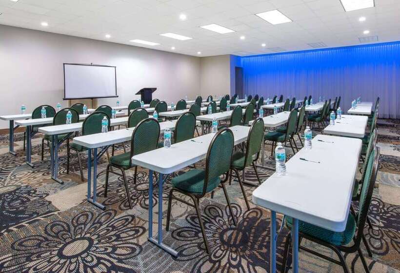 فندق La Quinta By Wyndham Clearwater Central