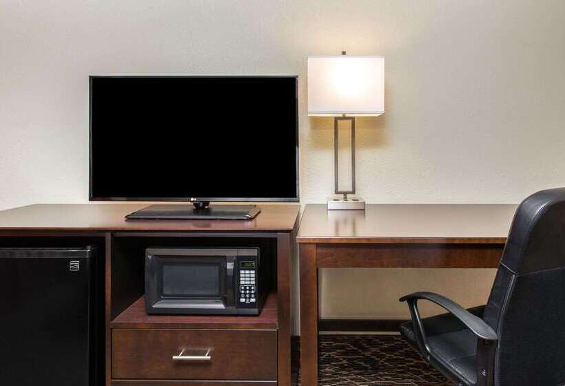 فندق La Quinta By Wyndham Clearwater Central