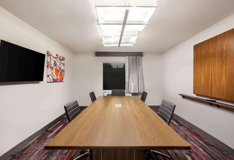 فندق La Quinta By Wyndham Madera